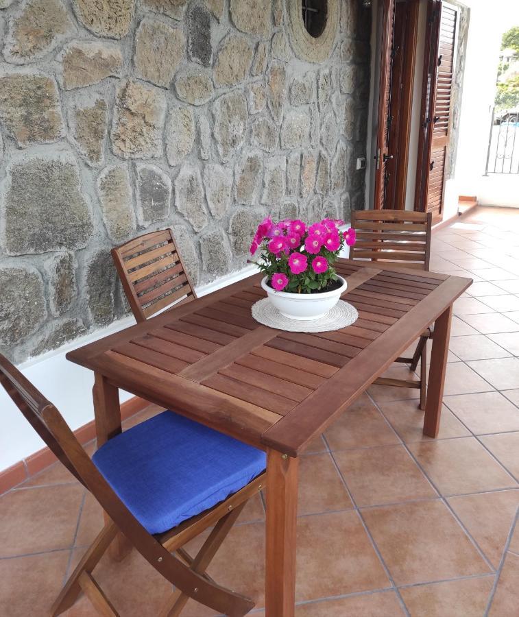 Holiday Home Mennulita Lipari  Eksteriør billede