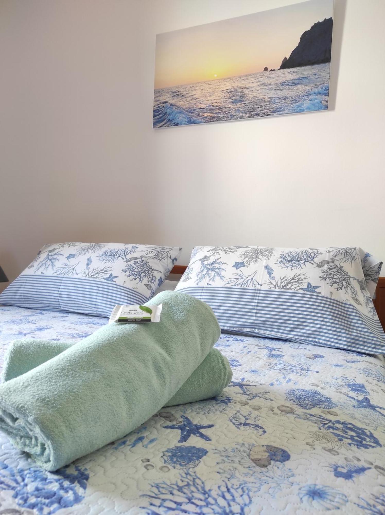 Holiday Home Mennulita Lipari  Eksteriør billede